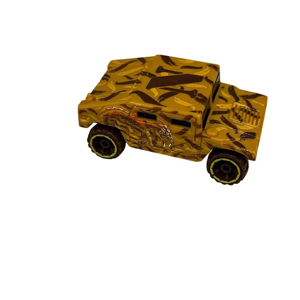 Hot Wheels 2014 Humvee Desert Mainline Offerings Die Cast Collectible Car